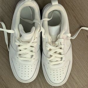 Nike Court Borough Low 2 sneakers, youth size 3.5Y (US ) FOR YOUTH